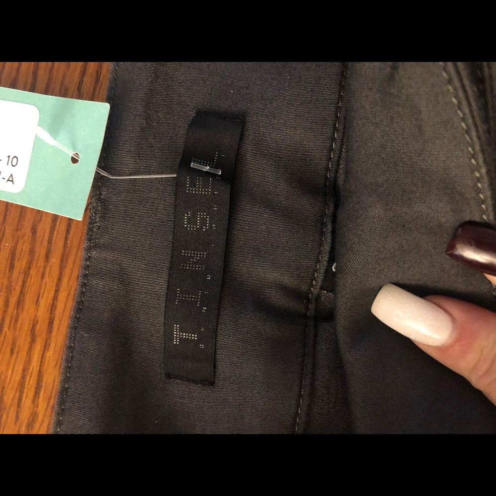 Skinny Pants - Picture 4 of 6